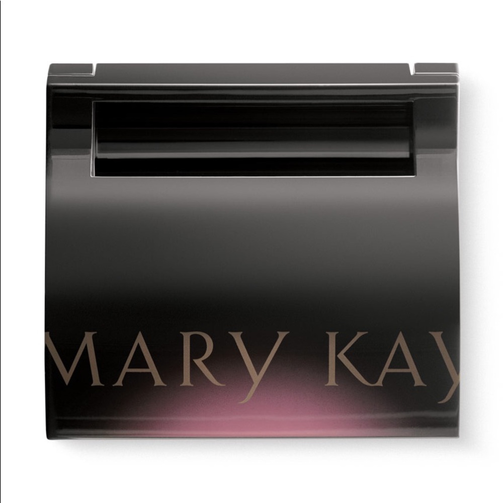 Mary Kay Compact - Picture 2 of 11
